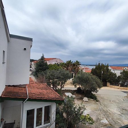Apartmani Ivandic Murter Rom bilde